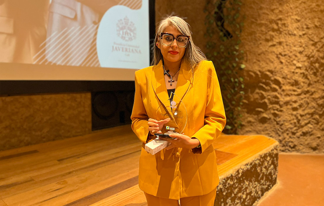 Liza Rodríguez, egresada de la carrera en 2008 y actual secretaria general de la Gobernación del Valle. Su impacto se ha visto reflejado a través de su participación en la implementación de Políticas Públicas a nivel municipal como la política pública de mujeres caleñas; como subsecretaria de Programas Sociales de la Gobernación del Valle, lideró la implementación de las Políticas Públicas de Primera Infancia y Adolescencia, de Juventud y la política pública de discapacidad, en este ejercicio, el departamento del Valle del Cauca ganó el premio de Colombia participa. También fue coordinadora del equipo de Consejería Presidencial para la Equidad de la Mujer.