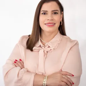 Martha Hernández 
