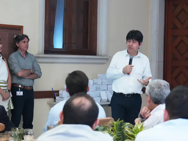 Facultad de Ciencias de la Salud brindó reconocimiento a los clínicos adjuntos por su vocación y compromiso con la formación en salud